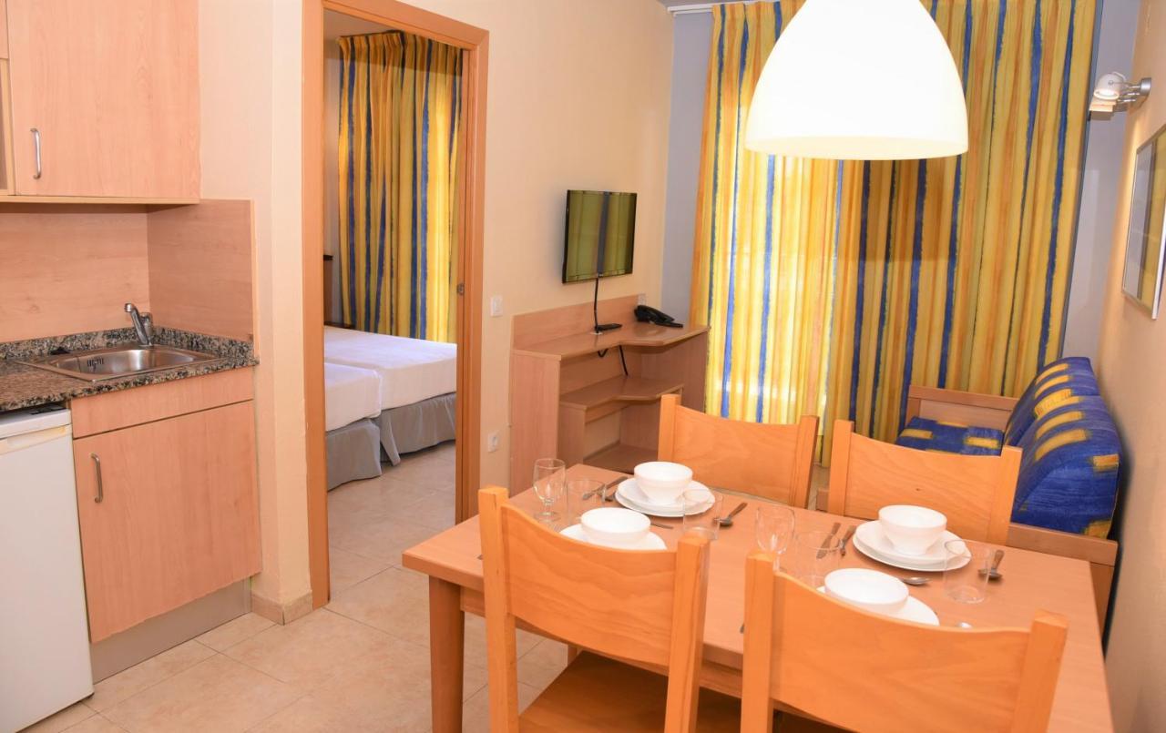 Aparthotel Sunclub Salou Bagian luar foto