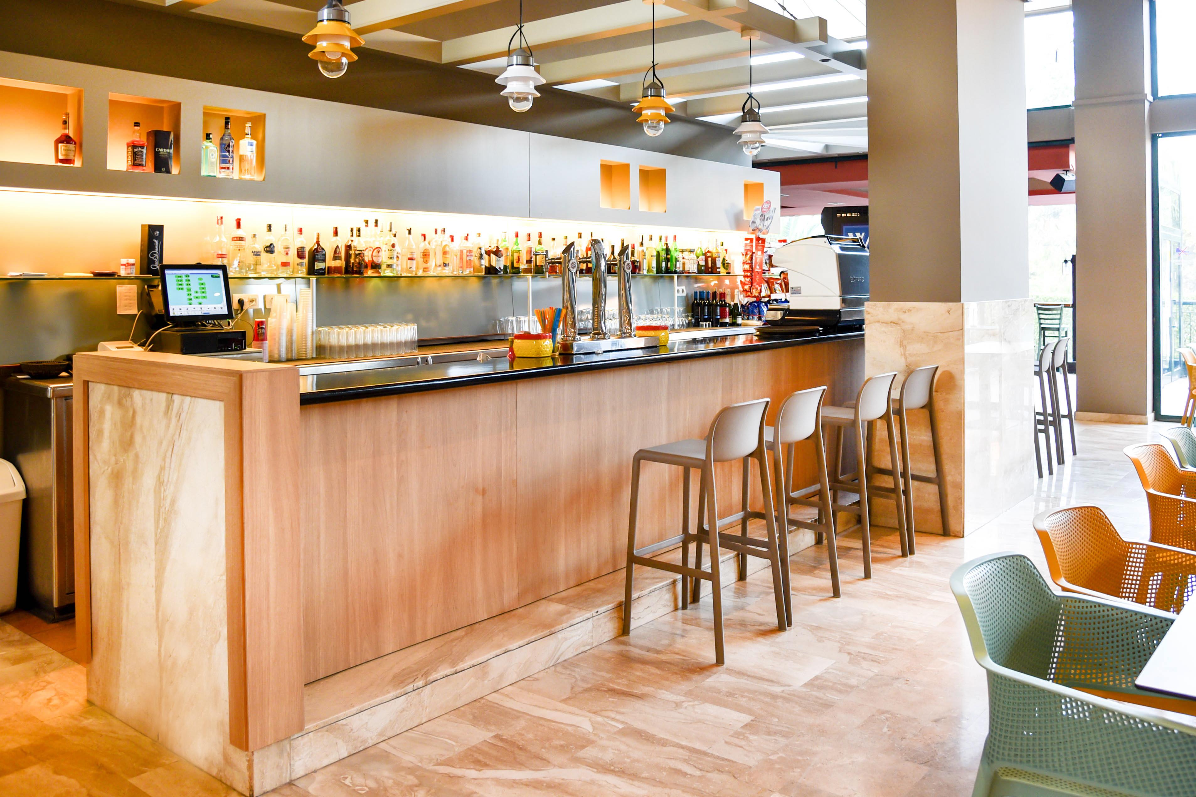 Aparthotel Sunclub Salou Bagian luar foto