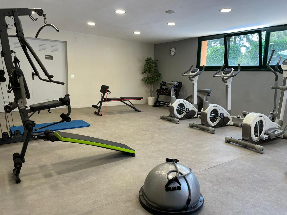 Aparthotel Sunclub Salou Bagian luar foto