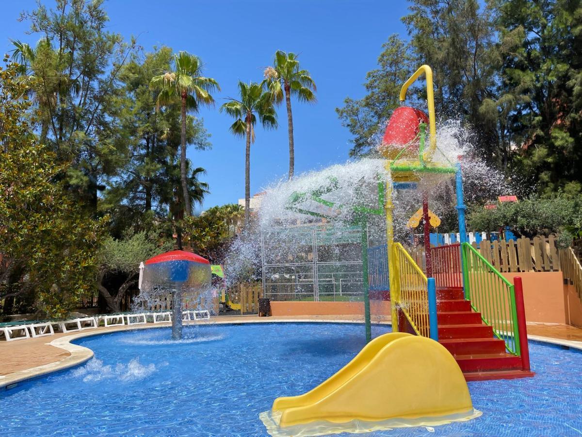 Aparthotel Sunclub Salou Bagian luar foto