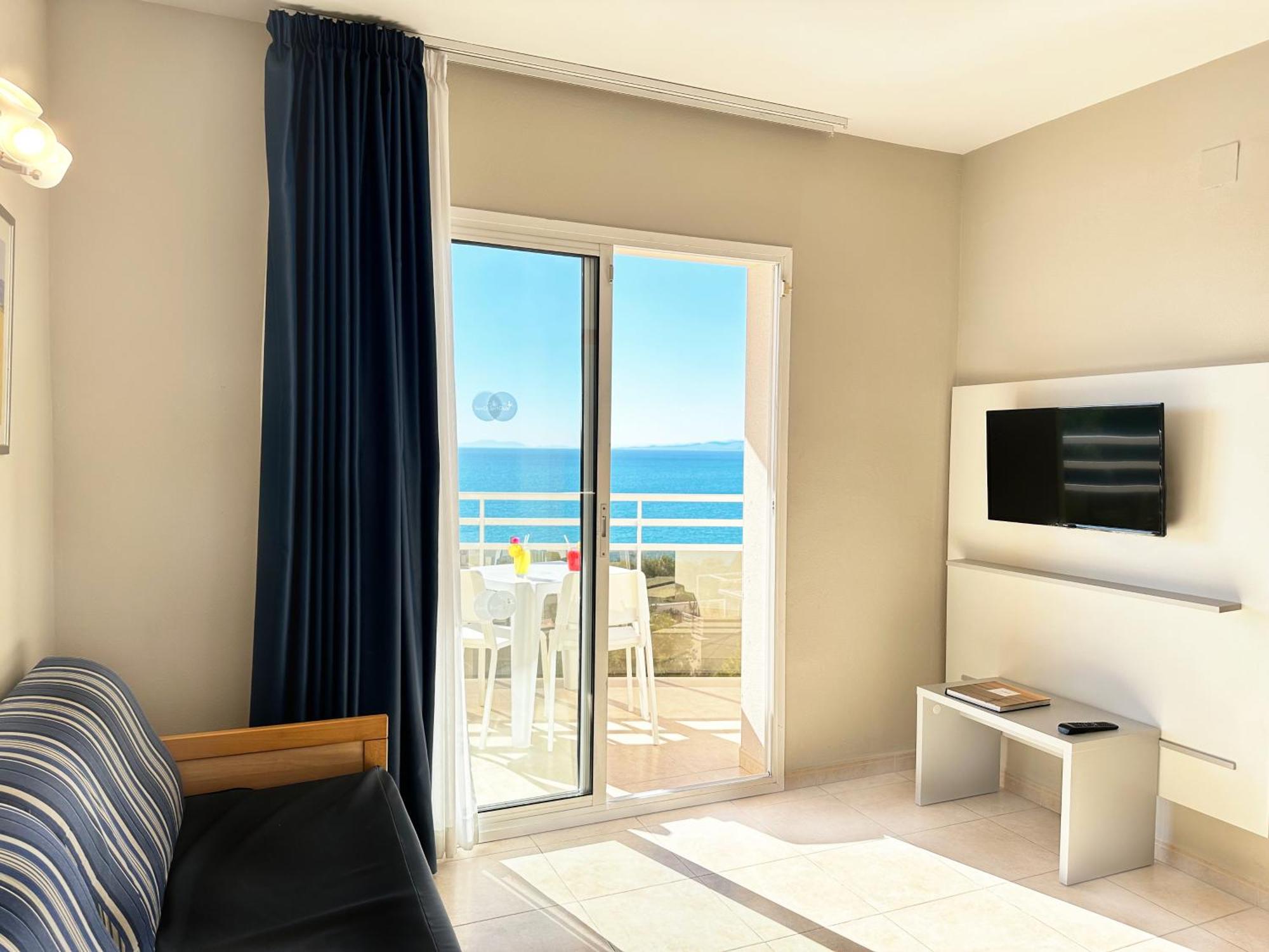 Aparthotel Sunclub Salou Bagian luar foto