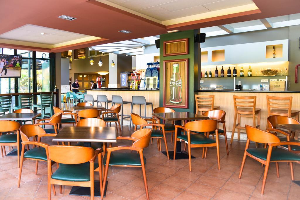 Aparthotel Sunclub Salou Bagian luar foto