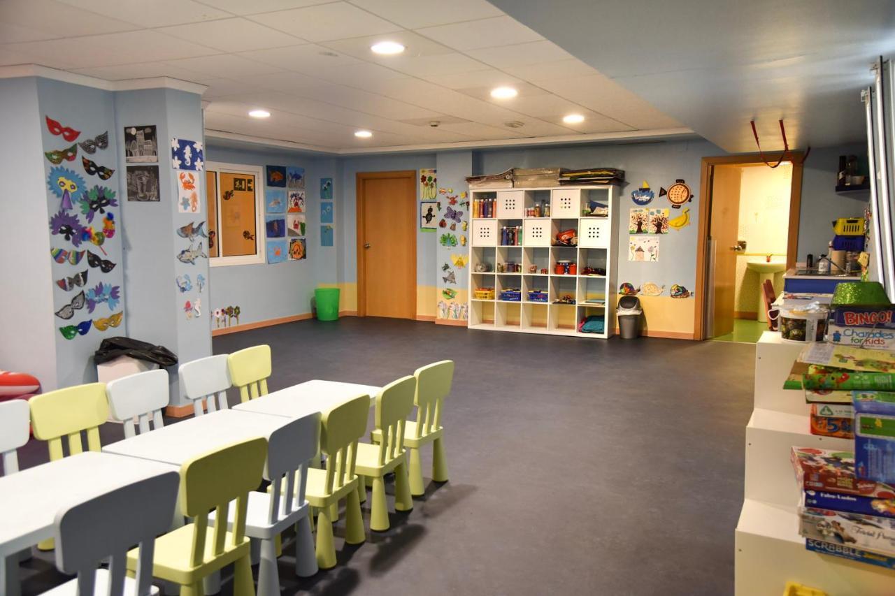 Aparthotel Sunclub Salou Bagian luar foto